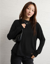 AE Long Sleeve Plush Crew Neck Top