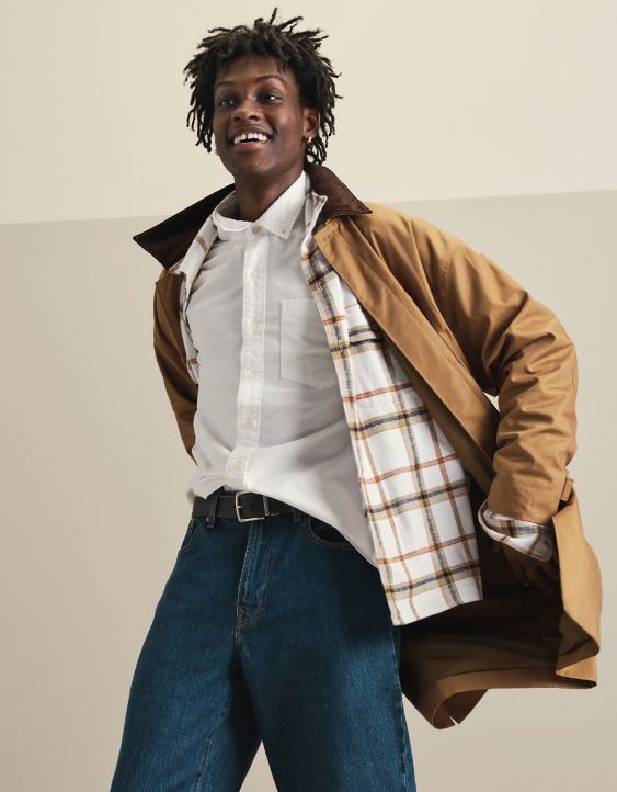 AE Everyday Relaxed Oxford Button-Up Shirt