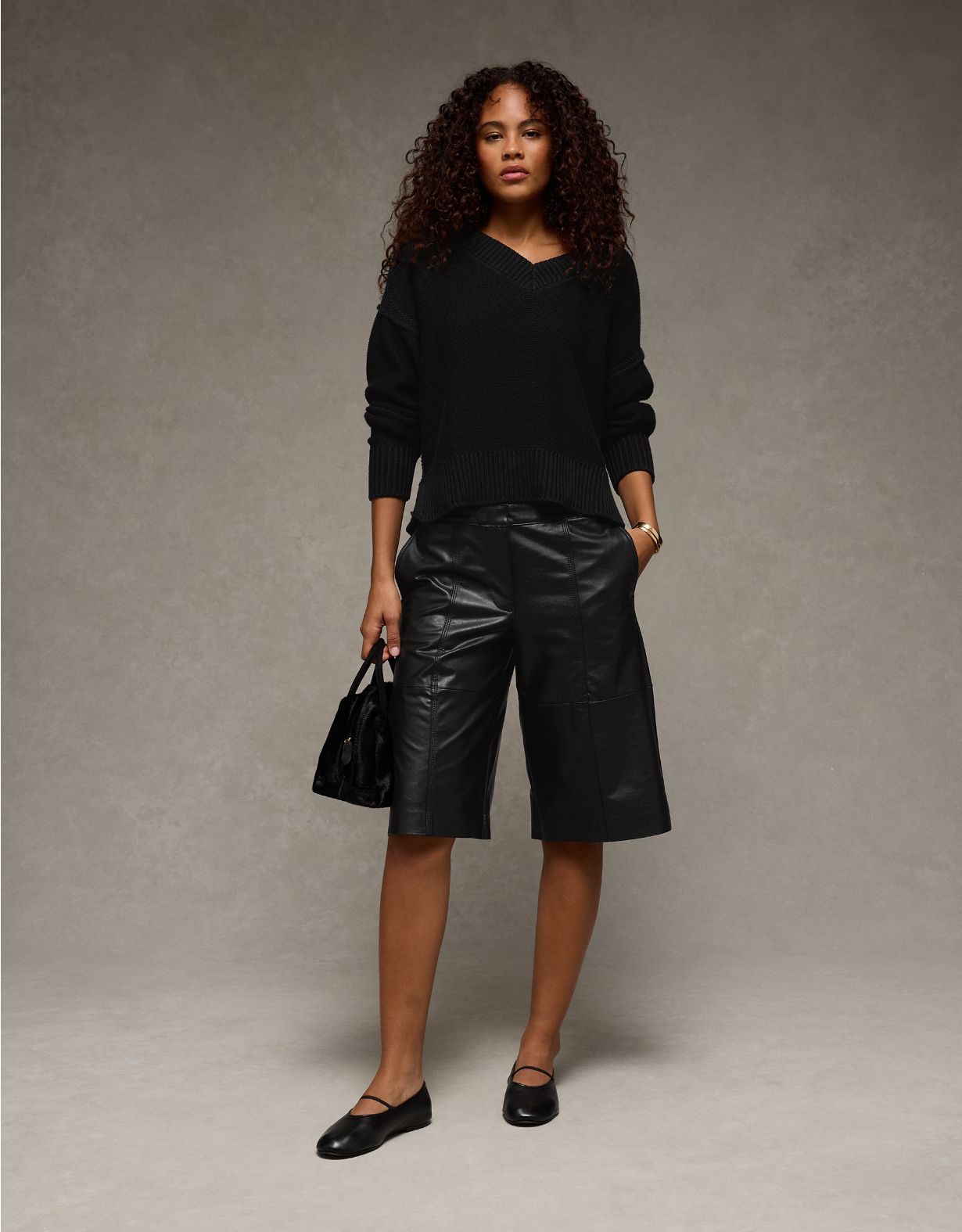 AE Long Weekend V-Neck Sweater