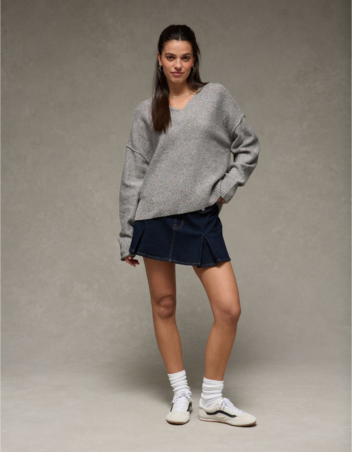 AE Long Weekend V-Neck Sweater