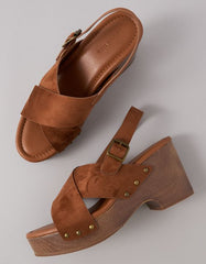 AE Criss-Cross Wedge Clog