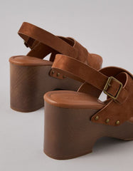 AE Criss-Cross Wedge Clog
