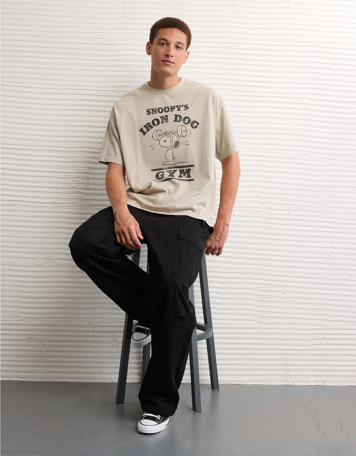 AE Boxy Snoopy Graphic T-Shirt