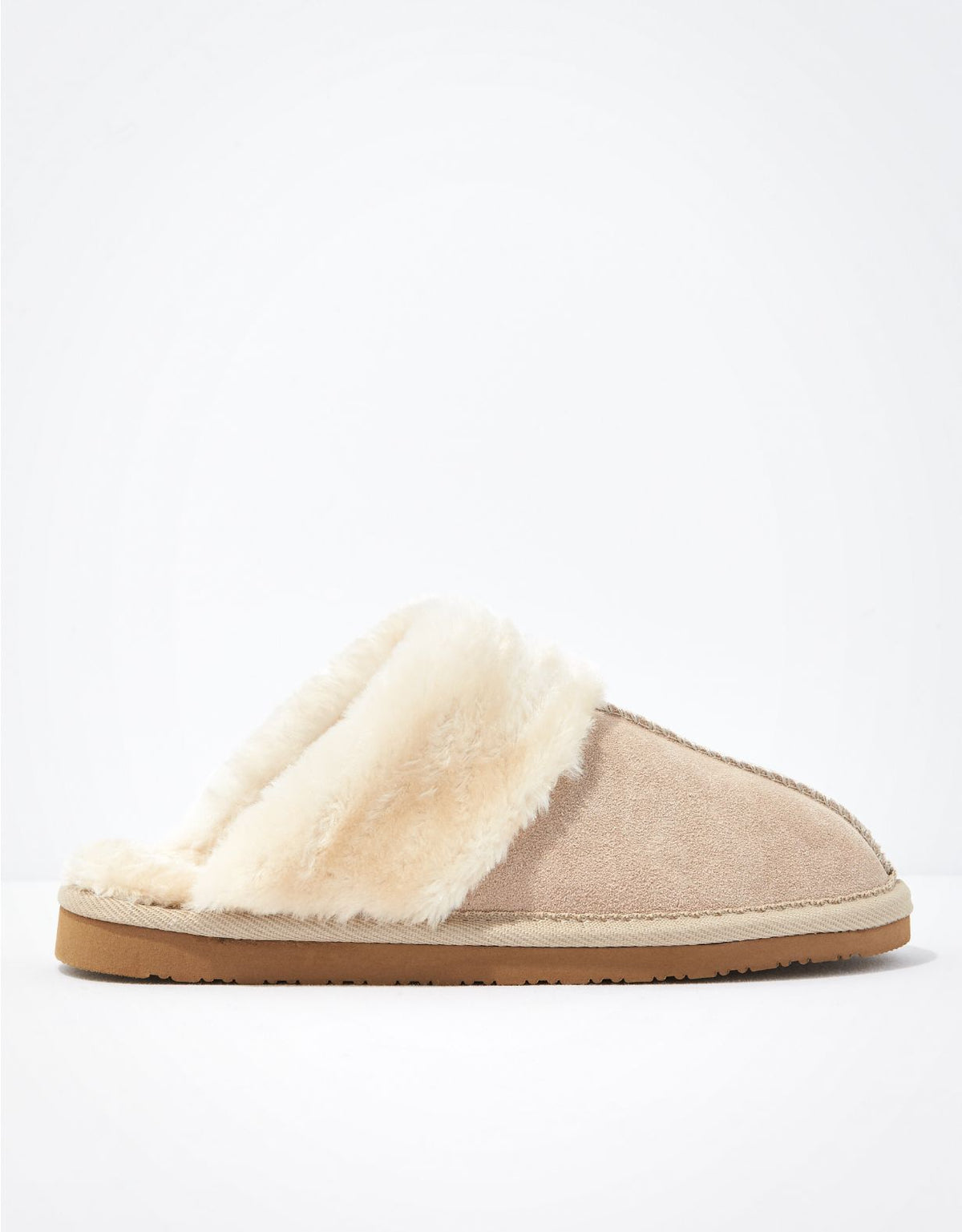 Minnetonka Women's Chesney Scuff Slipper